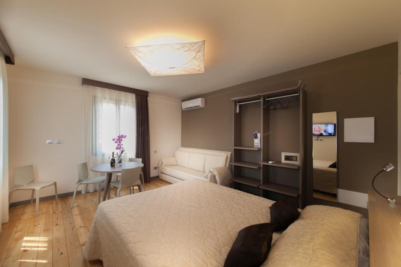 International Rooms & Apartments Sirmione Zewnętrze zdjęcie