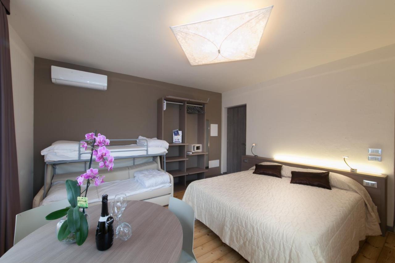 International Rooms & Apartments Sirmione Zewnętrze zdjęcie
