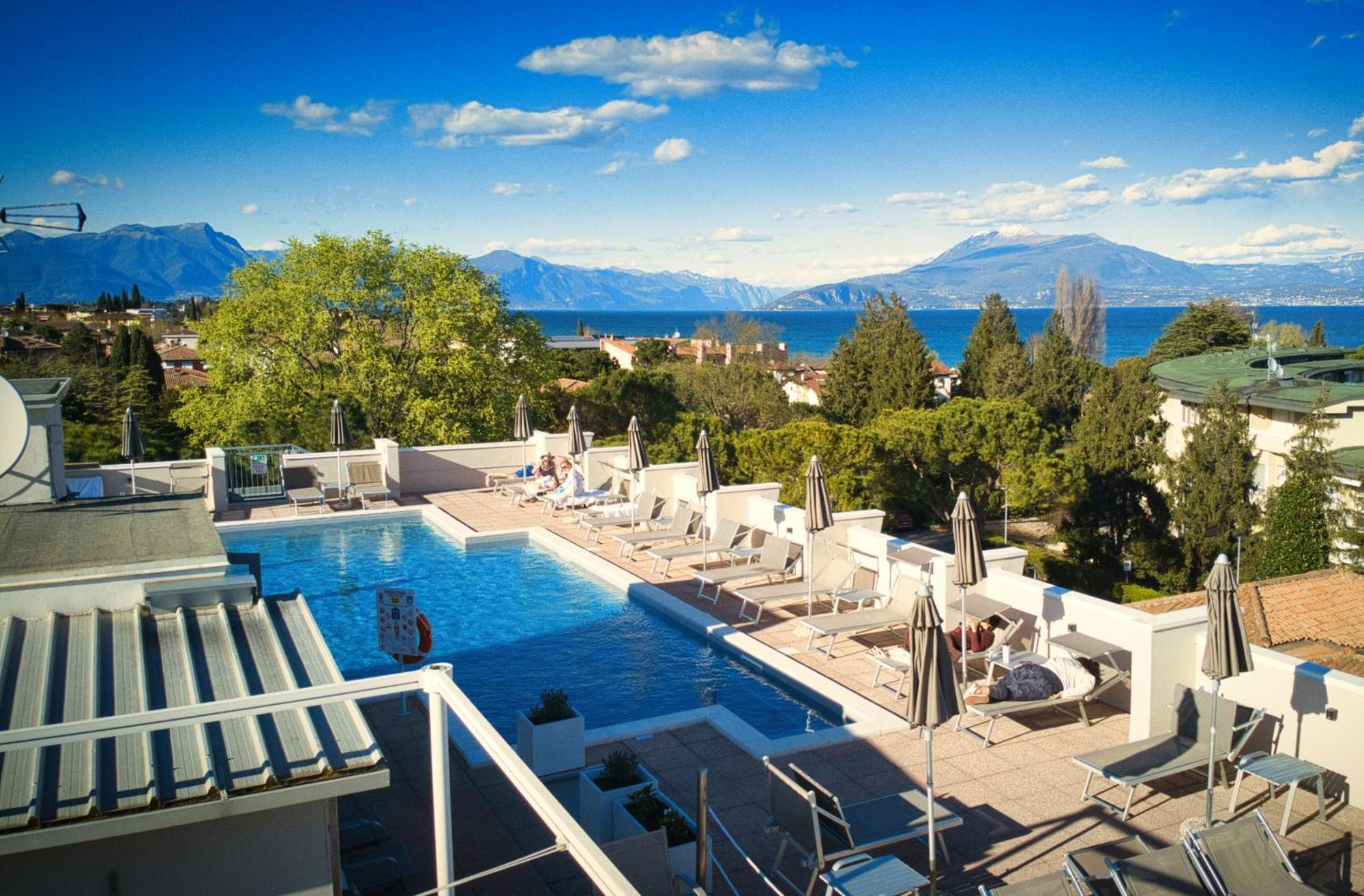 International Rooms & Apartments Sirmione Zewnętrze zdjęcie